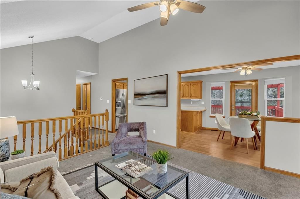 200 S Huntsman Boulevard — photo 2