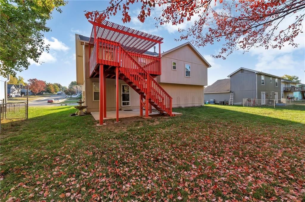 200 S Huntsman Boulevard — photo 27