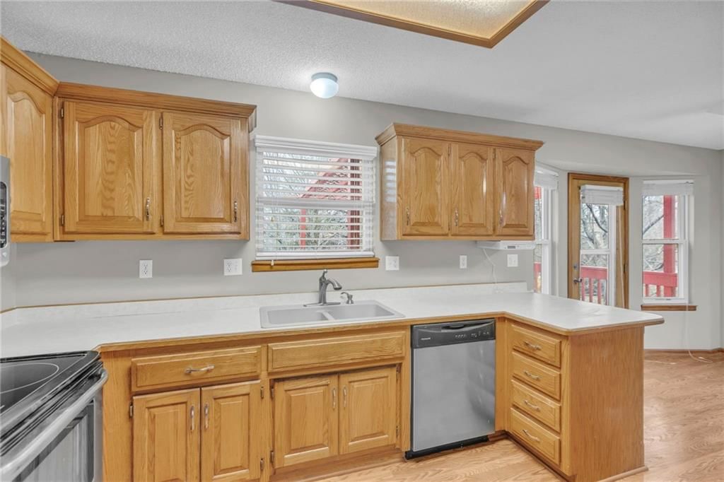 200 S Huntsman Boulevard — photo 8
