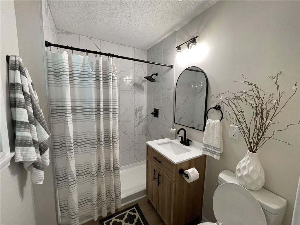 5043 N Woodland Avenue — photo 11