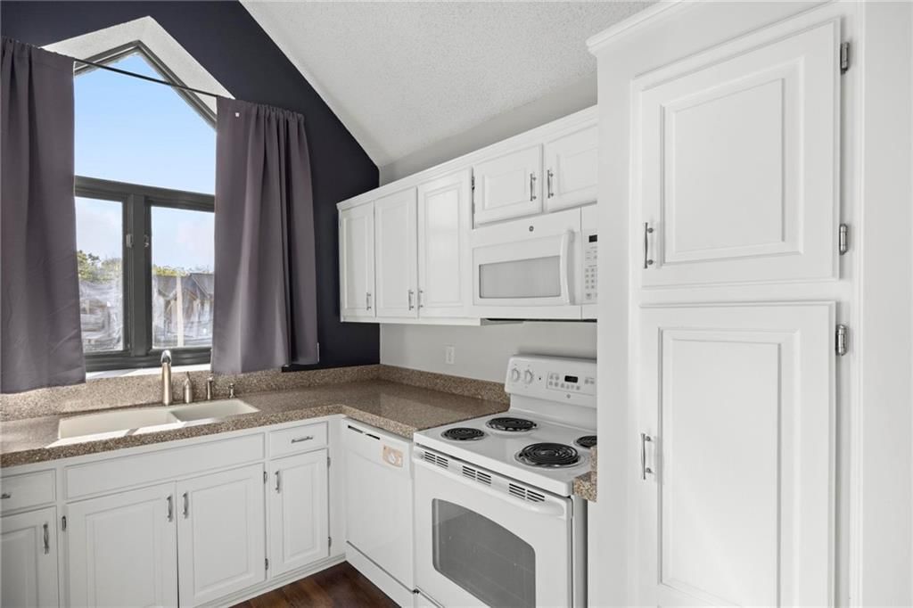 4812 Horton Street — photo 5