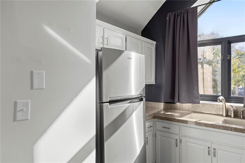 4812 Horton Street — photo 6