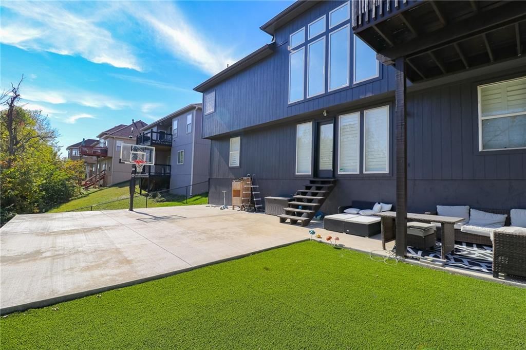 705 SW Joseph Circle — photo 28