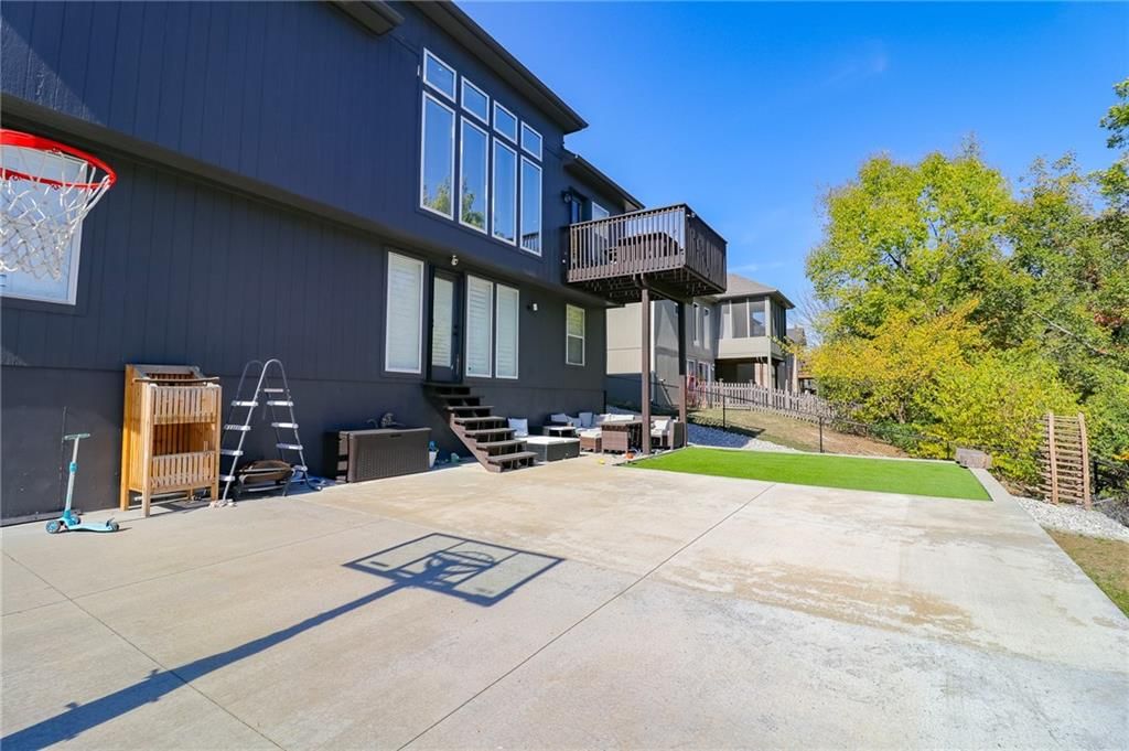 705 SW Joseph Circle — photo 29