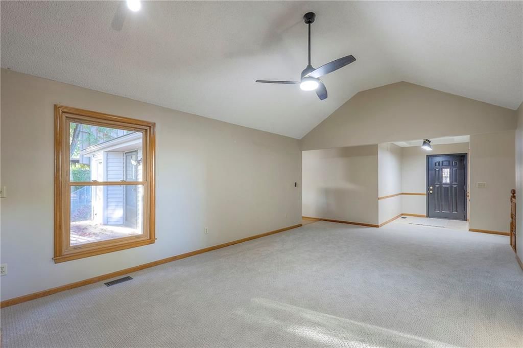 1113 SW Huntington Drive — photo 12