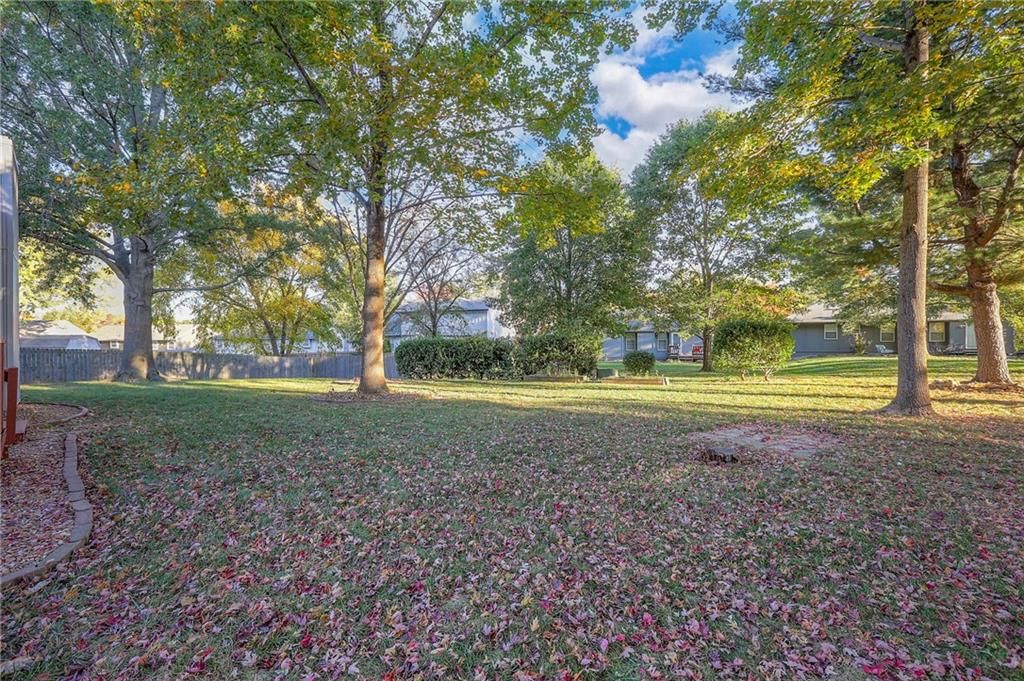 1113 SW Huntington Drive — photo 8