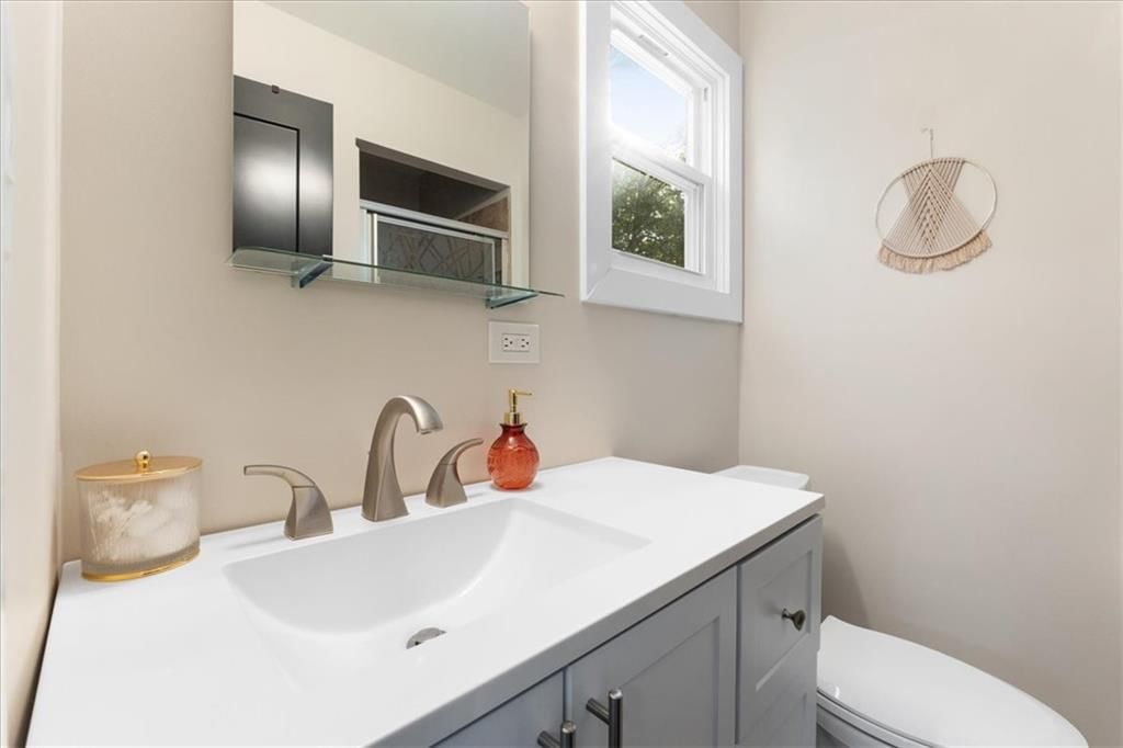 9757 Glenwood Street — photo 21