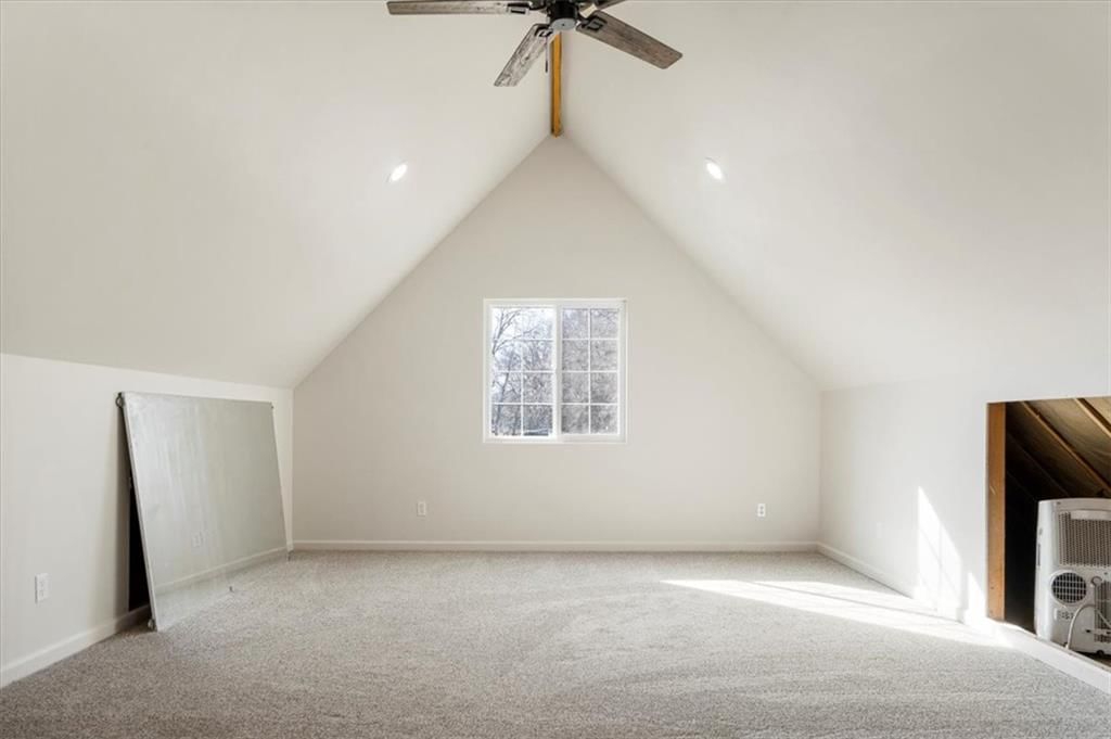 401 E Lucy Street — photo 26