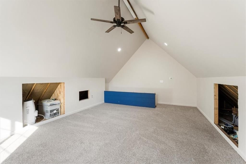 401 E Lucy Street — photo 28