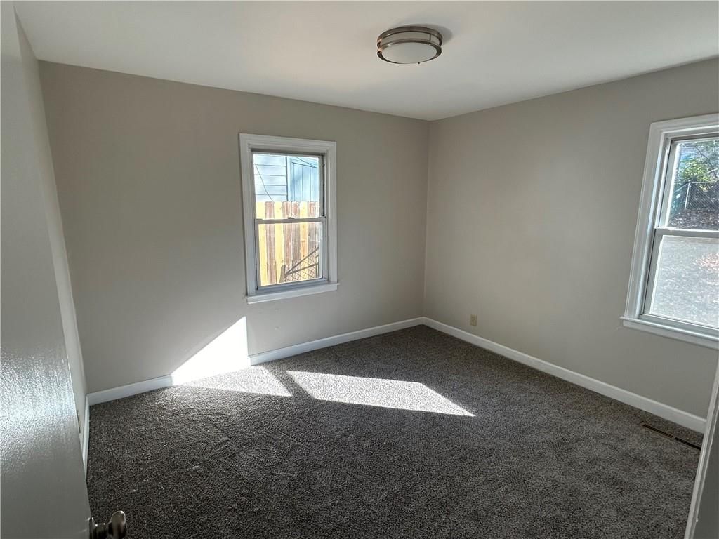 601 NE 67th Place — photo 7