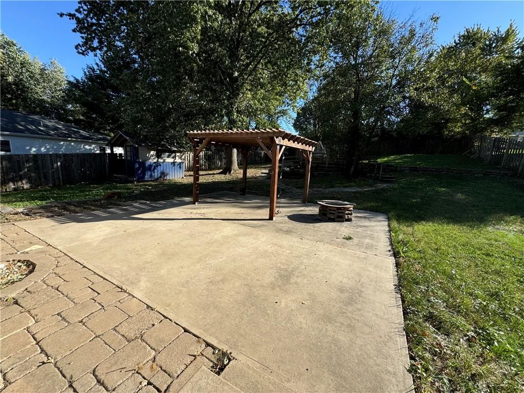 718 W Main Street — photo 12