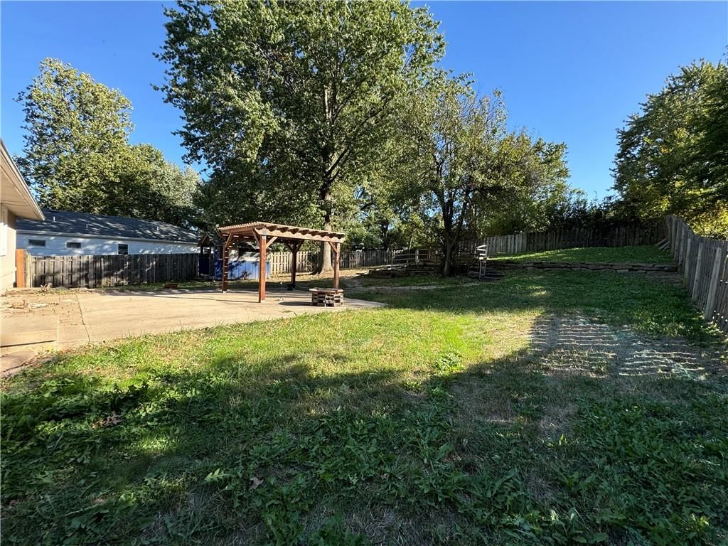 718 W Main Street — photo 13