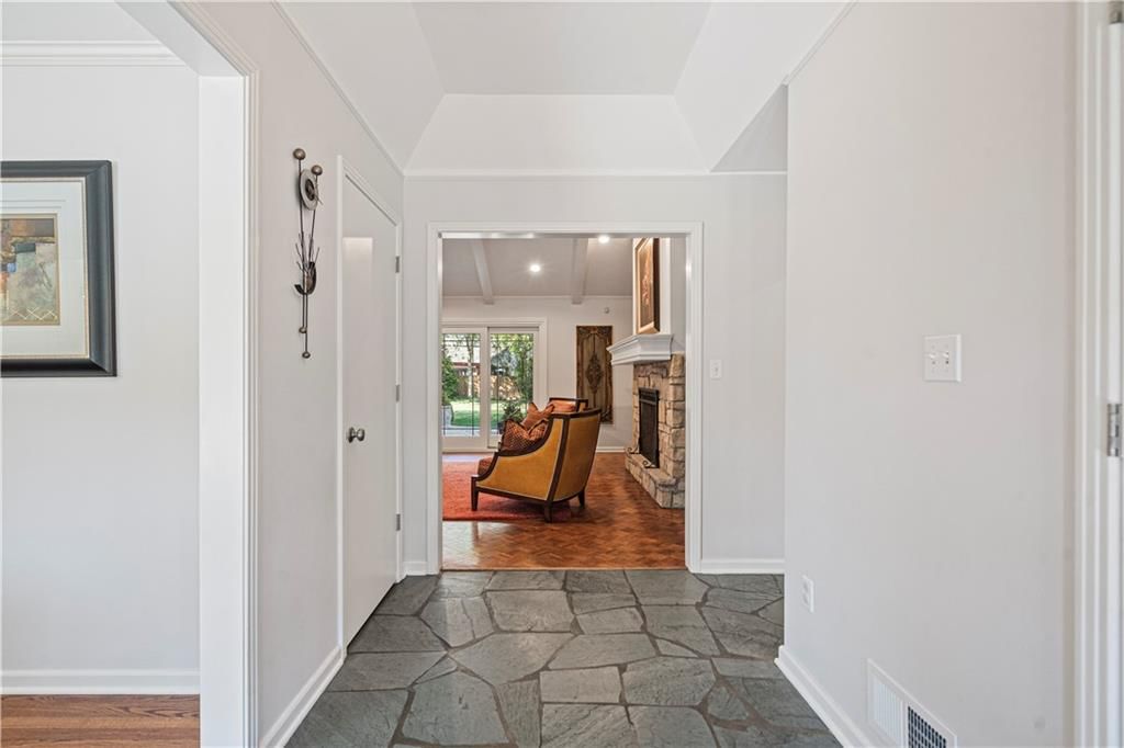 3608 W 85th Street — photo 9