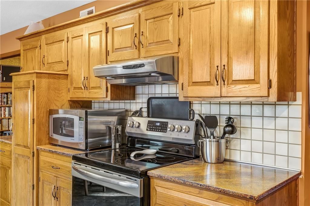 3604 NW Applewood Court — photo 11