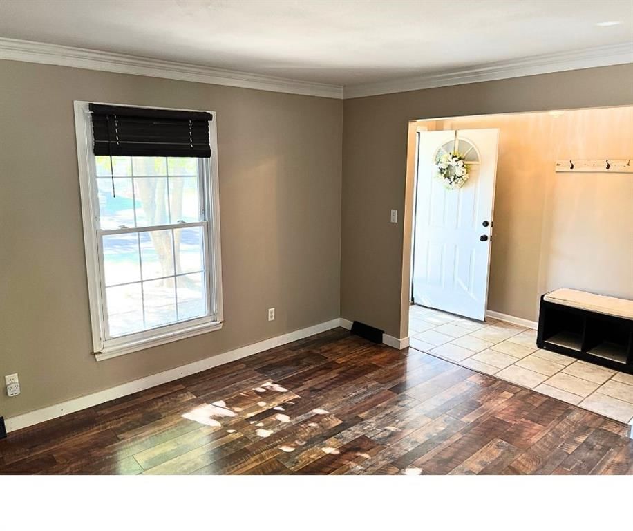 111 Jamar Drive — photo 9