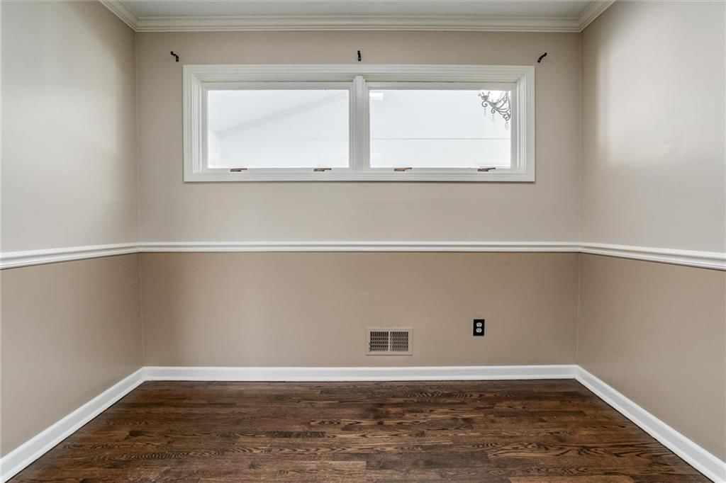 7748 Fontana Street — photo 17