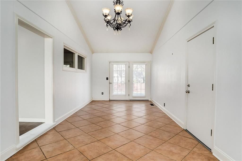 7748 Fontana Street — photo 3