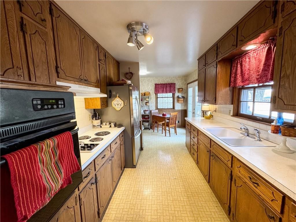 9404 E 30TH Street — photo 19