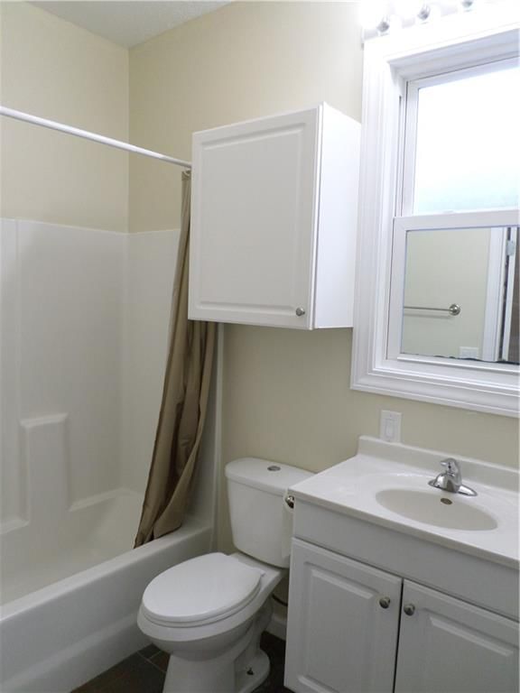 1124 Riley Street — photo 8