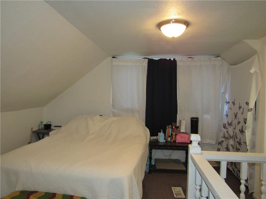 110 E 11th Street — photo 28