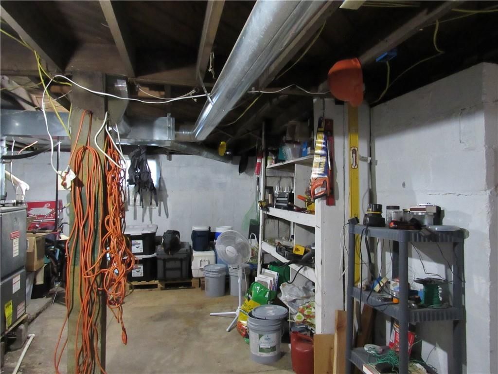 110 E 11th Street — photo 34