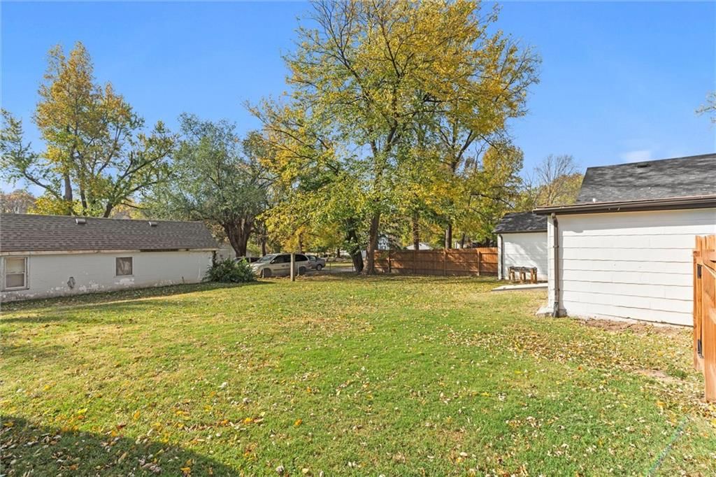 1917 S Arlington Avenue — photo 19