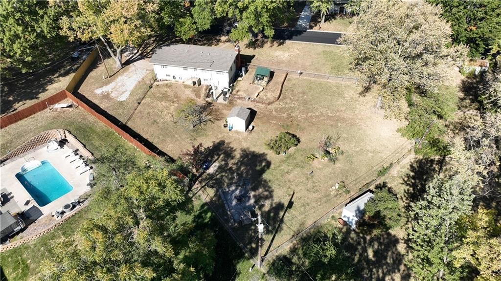 6207 NW Klamm Drive — photo 16