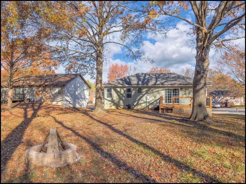 938 E Market Street — photo 36