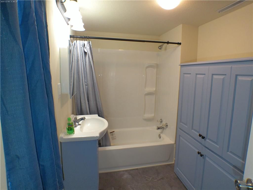739 S Princeton Street — photo 10