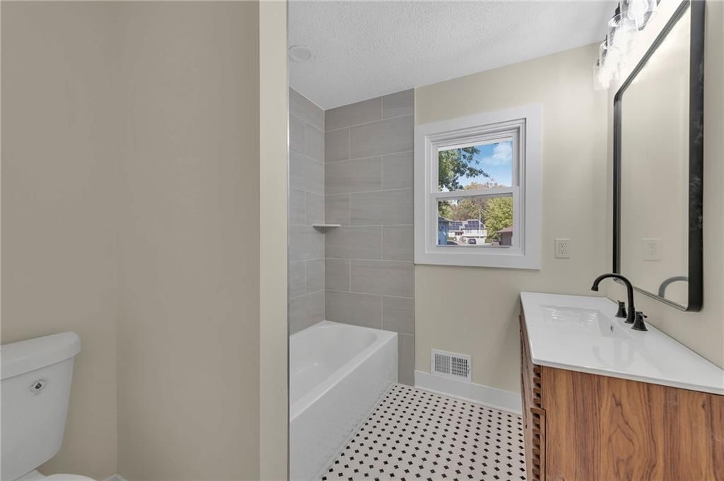 11908 E 55th Street — photo 20