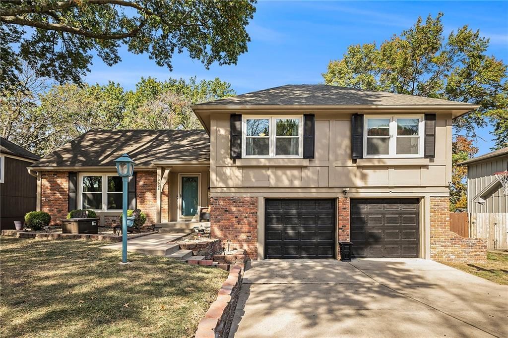 10628 W 102 Street — photo 3