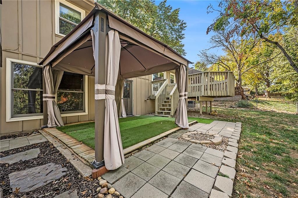 10628 W 102 Street — photo 24