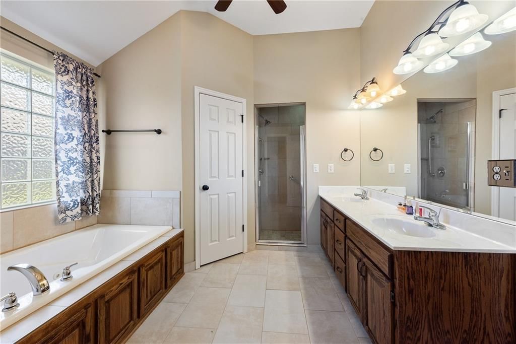 1702 NW Creekland Drive — photo 20