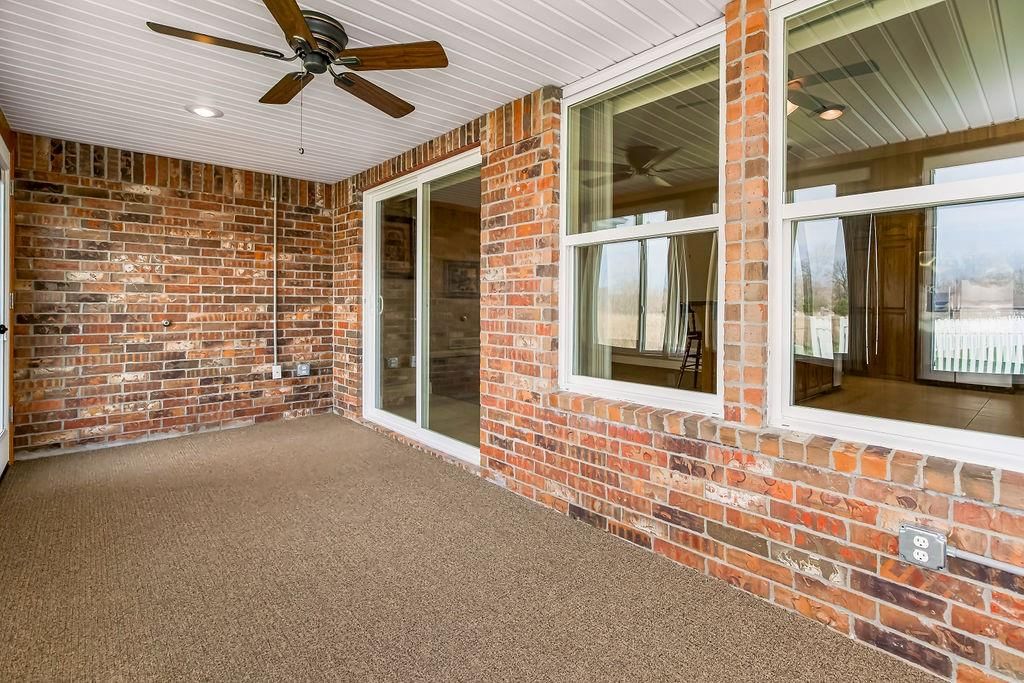 1702 NW Creekland Drive — photo 25