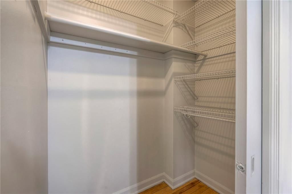 7610 Ward Parkway — photo 23