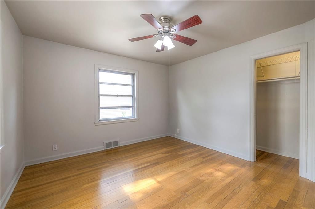 7610 Ward Parkway — photo 25