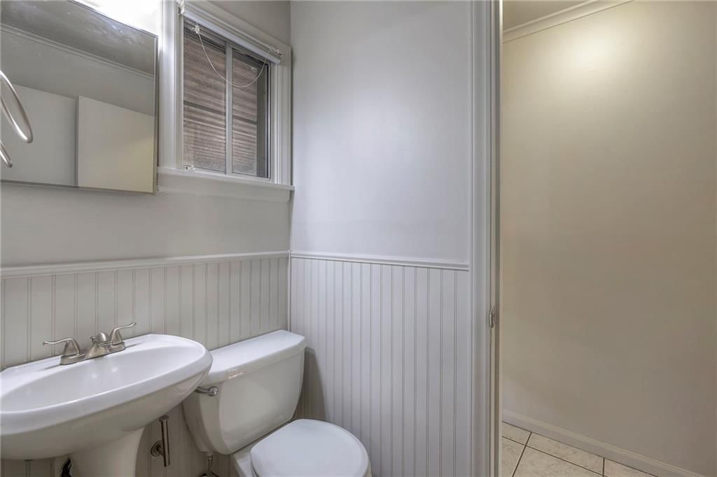 7610 Ward Parkway — photo 28
