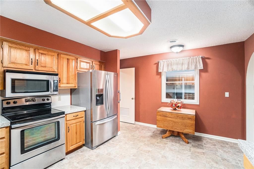 6523 NW Revere Drive — photo 18