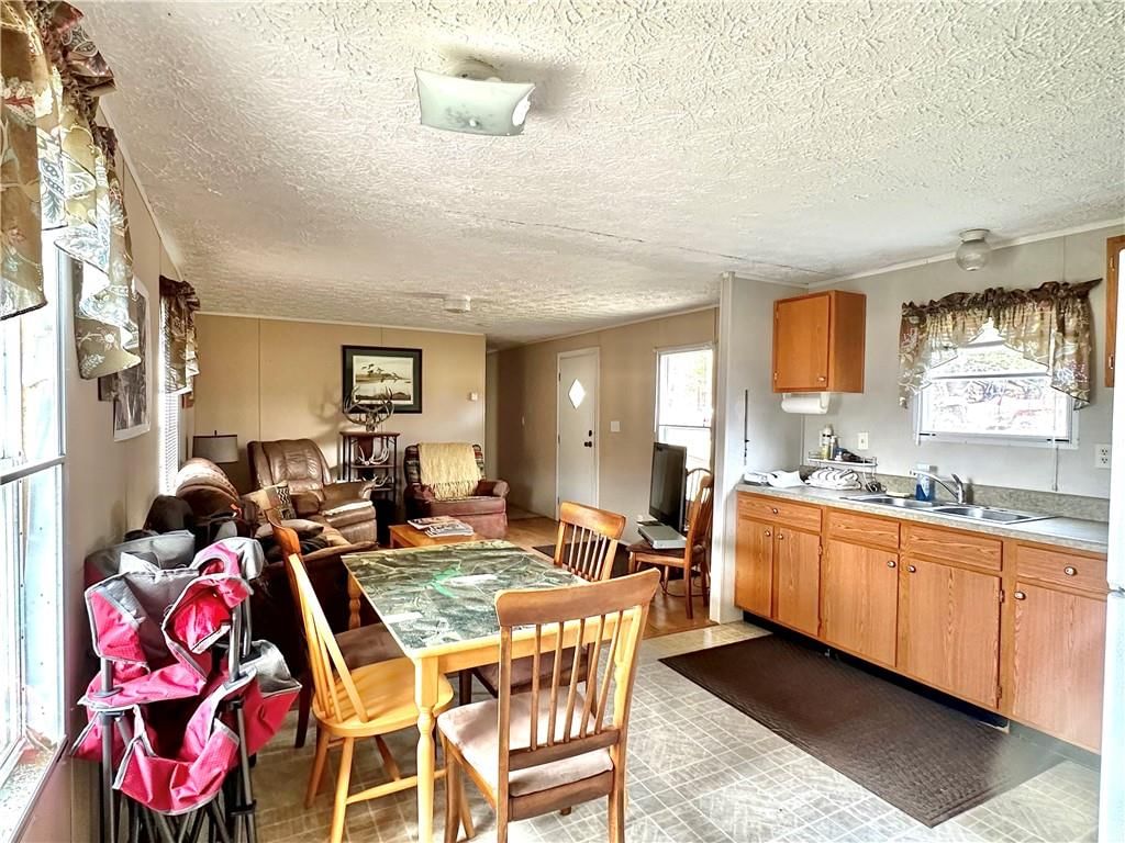 20989-21179 B Highway — photo 42