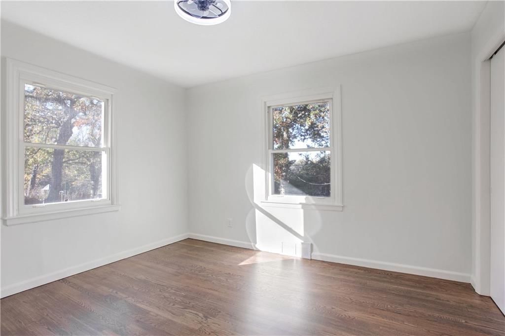 5500 Broadmoor Street — photo 9