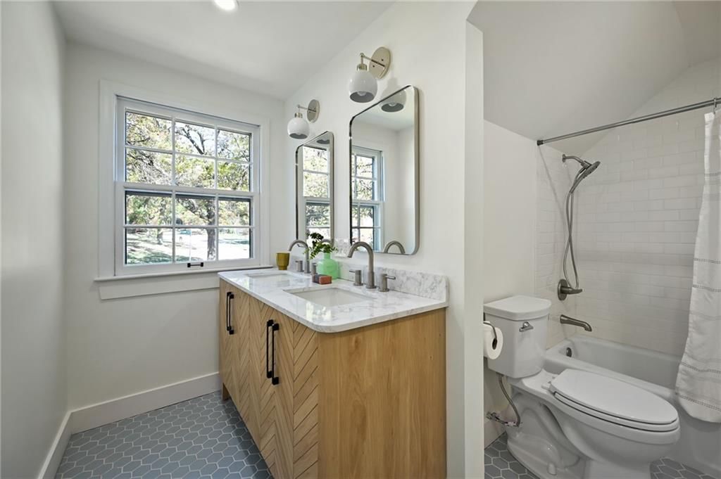 5001 W 100th Terrace — photo 36
