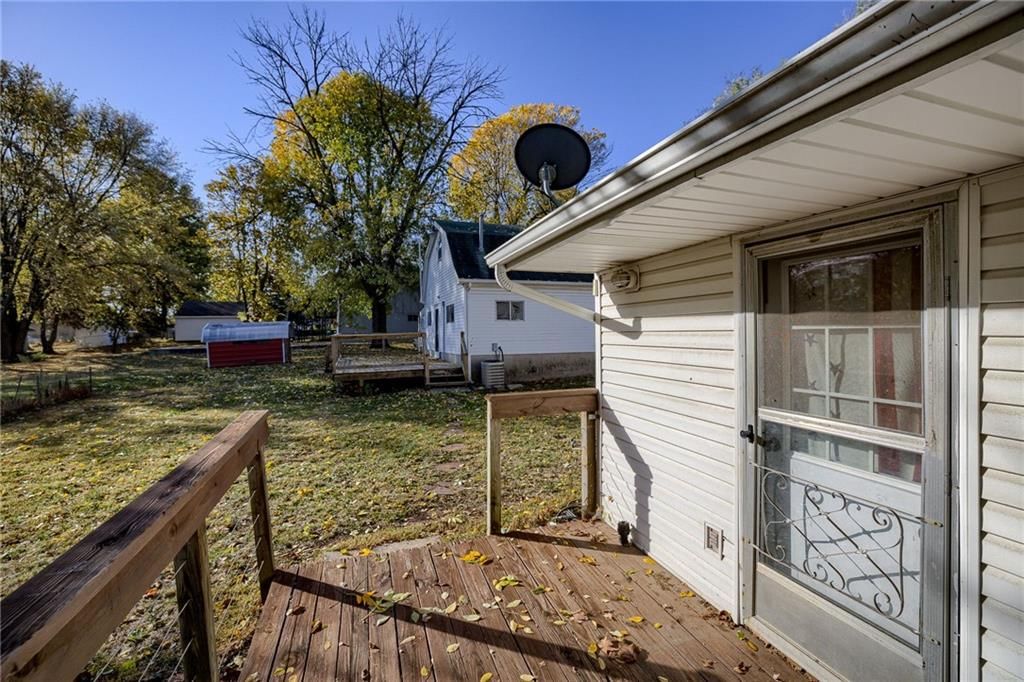 301 NE Cookingham Drive — photo 20