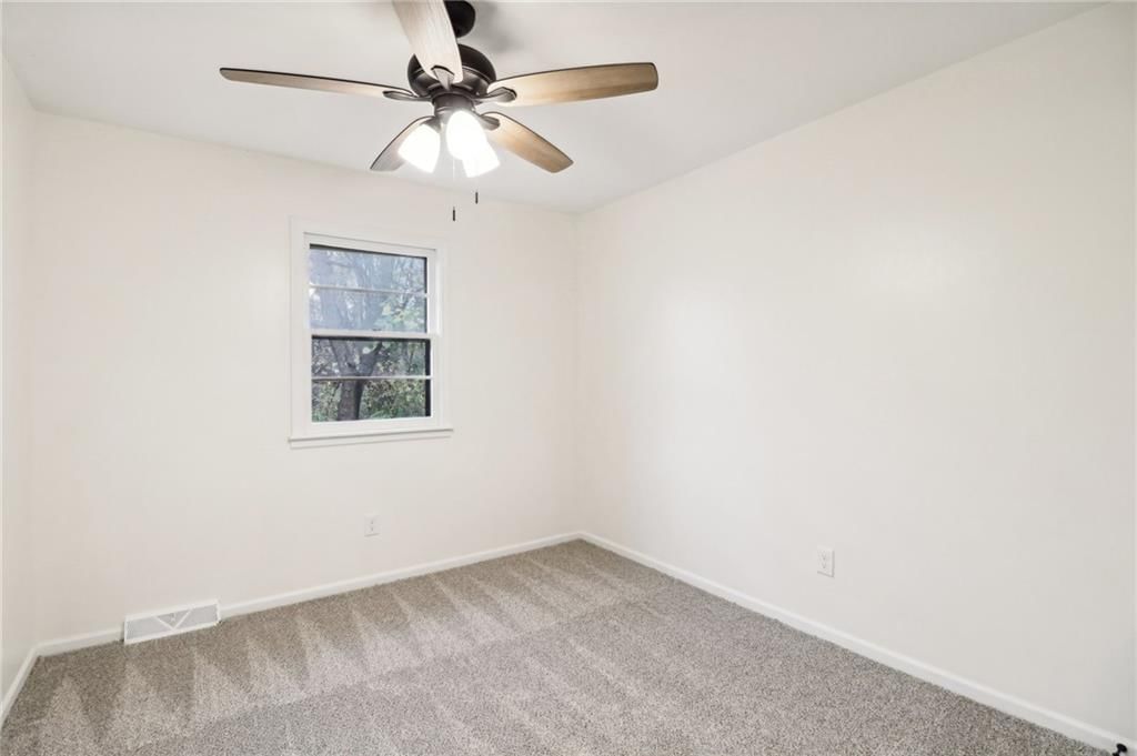 8735 Lafayette Avenue — photo 17