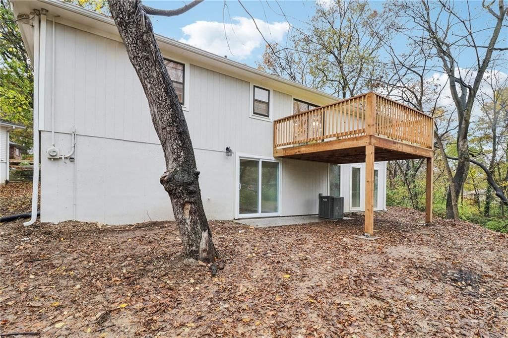 8735 Lafayette Avenue — photo 34