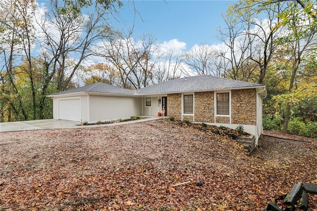8735 Lafayette Avenue — photo 10