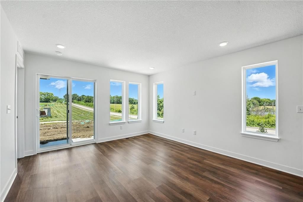 8701 SW Edgewater Drive — photo 7