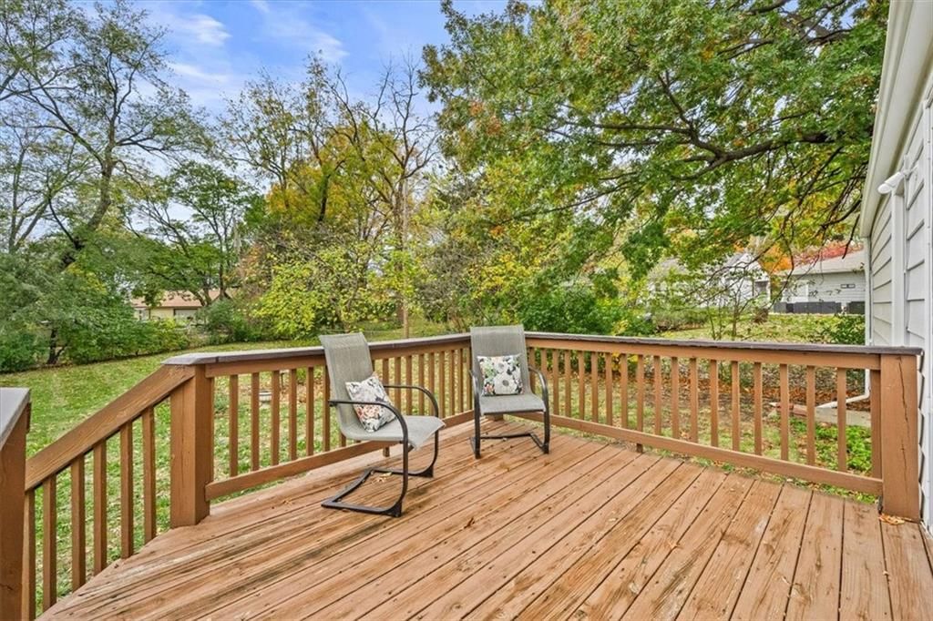 8825 W 81st Terrace — photo 17