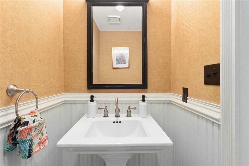 513 NE SAWGRASS Court — photo 15