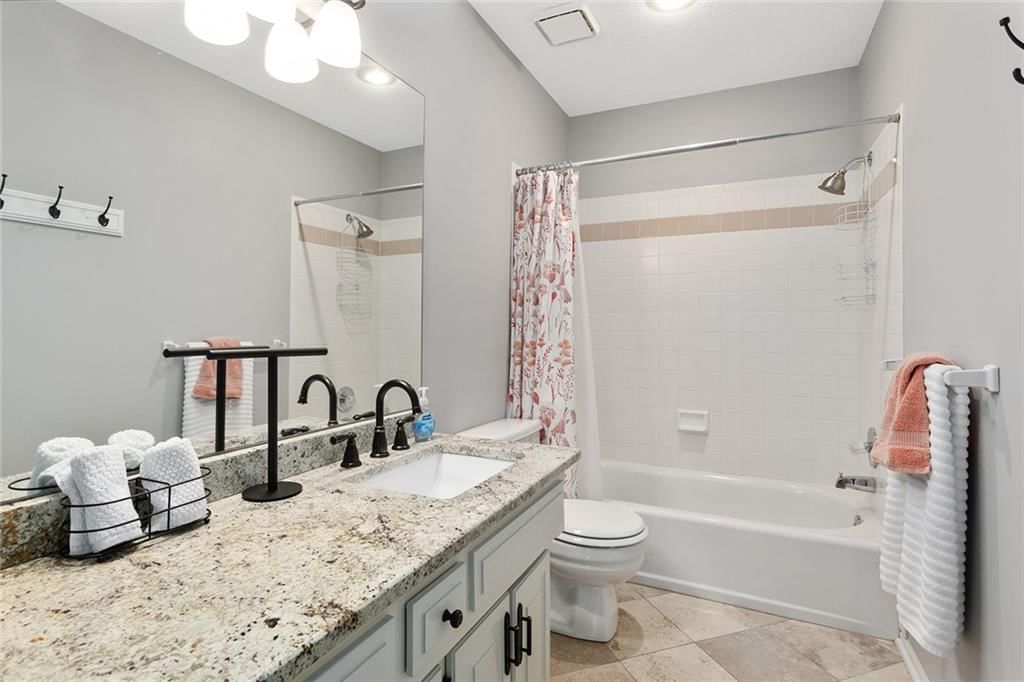 513 NE SAWGRASS Court — photo 36