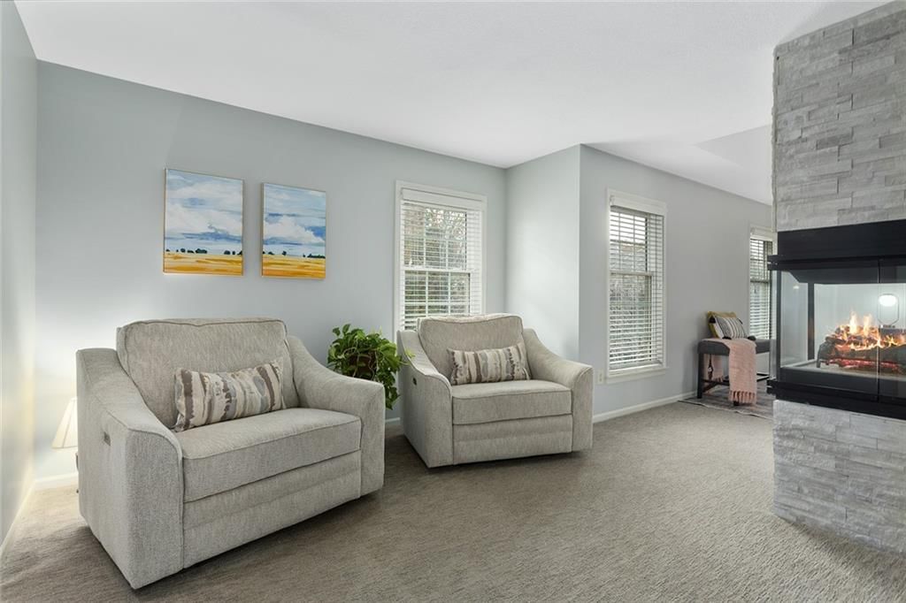 513 NE SAWGRASS Court — photo 38